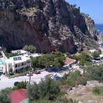 Kyra Panagia Hotel 키라파나기아