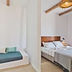 Kyra Panagia Hotel 3*
