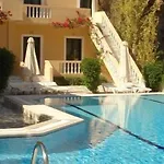 Kyra Panagia Hotel 3*