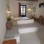 Kyra Panagia Hotel Aparthotel Kyra Panagia