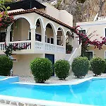 Kyra Panagia Hotel 3*
