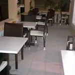 Kyra Panagia Hotel 아파트호텔 3*