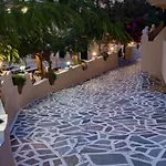 아파트호텔 Kyra Panagia Hotel 3*