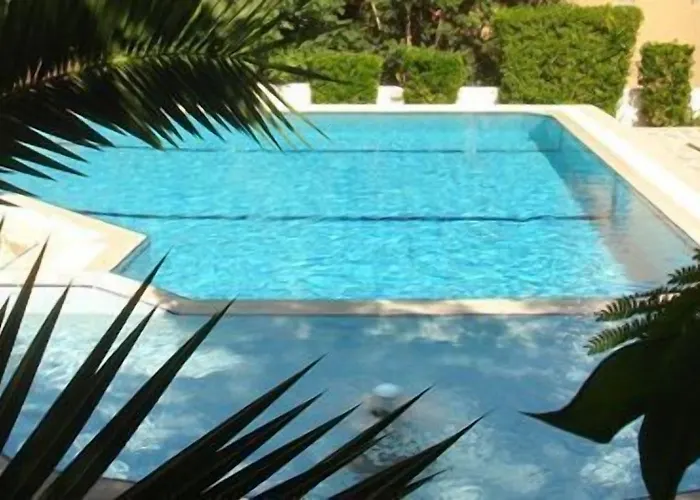 Kyra Panagia Hotel Aparthotel 3*