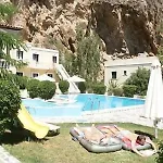 Kyra Panagia Hotel Kyra Panagia