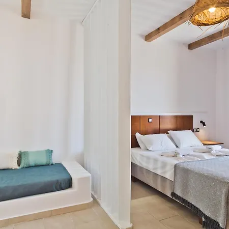 Kyra Panagia Hotel 3*