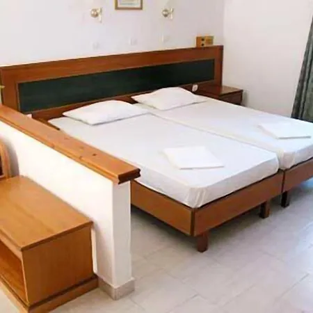 Kyra Panagia Hotel Апарт-отель Кира Панагя