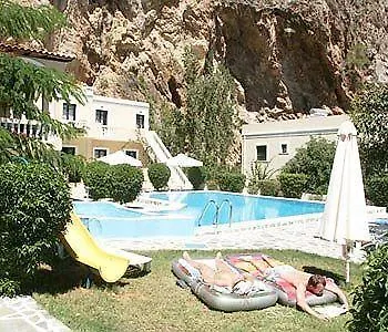 Kyra Panagia Hotel