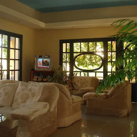 Kyra Panagia Hotel 3*