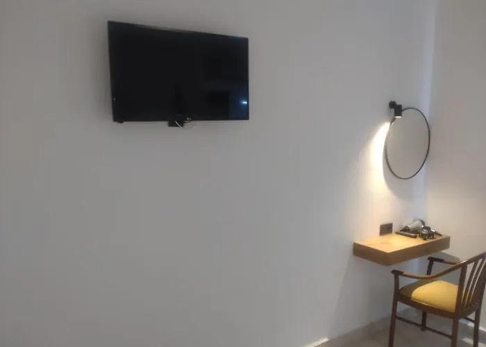 Kyra Panagia Hotel Aparthotel 3*