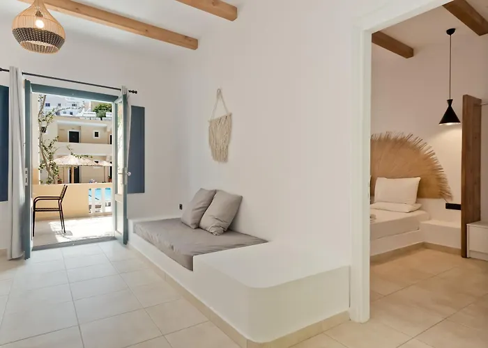 派拉戈斯岛公寓式酒店 3* Kyra Panagia