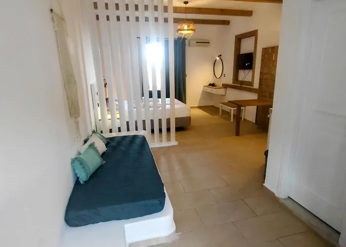 Kyra Panagia Hotel Aparthotel 3*