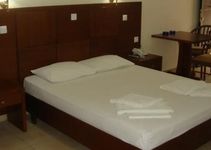 Kyra Panagia Hotel Aparthotel Kyra Panagia