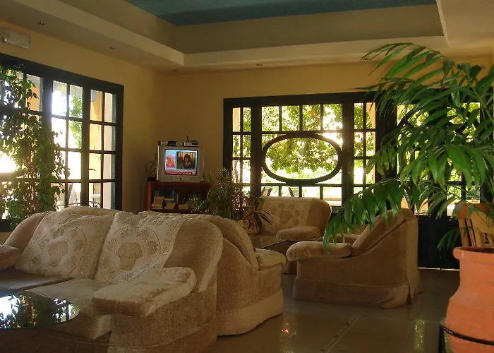 Kyra Panagia Hotel 3*