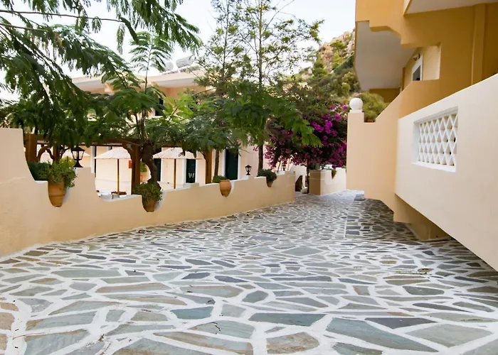 Kyra Panagia Hotel Aparthotel Kyra Panagia